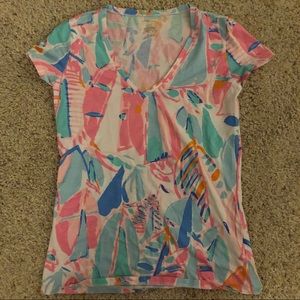 Lilly Pulitzer V-neck T-shirt